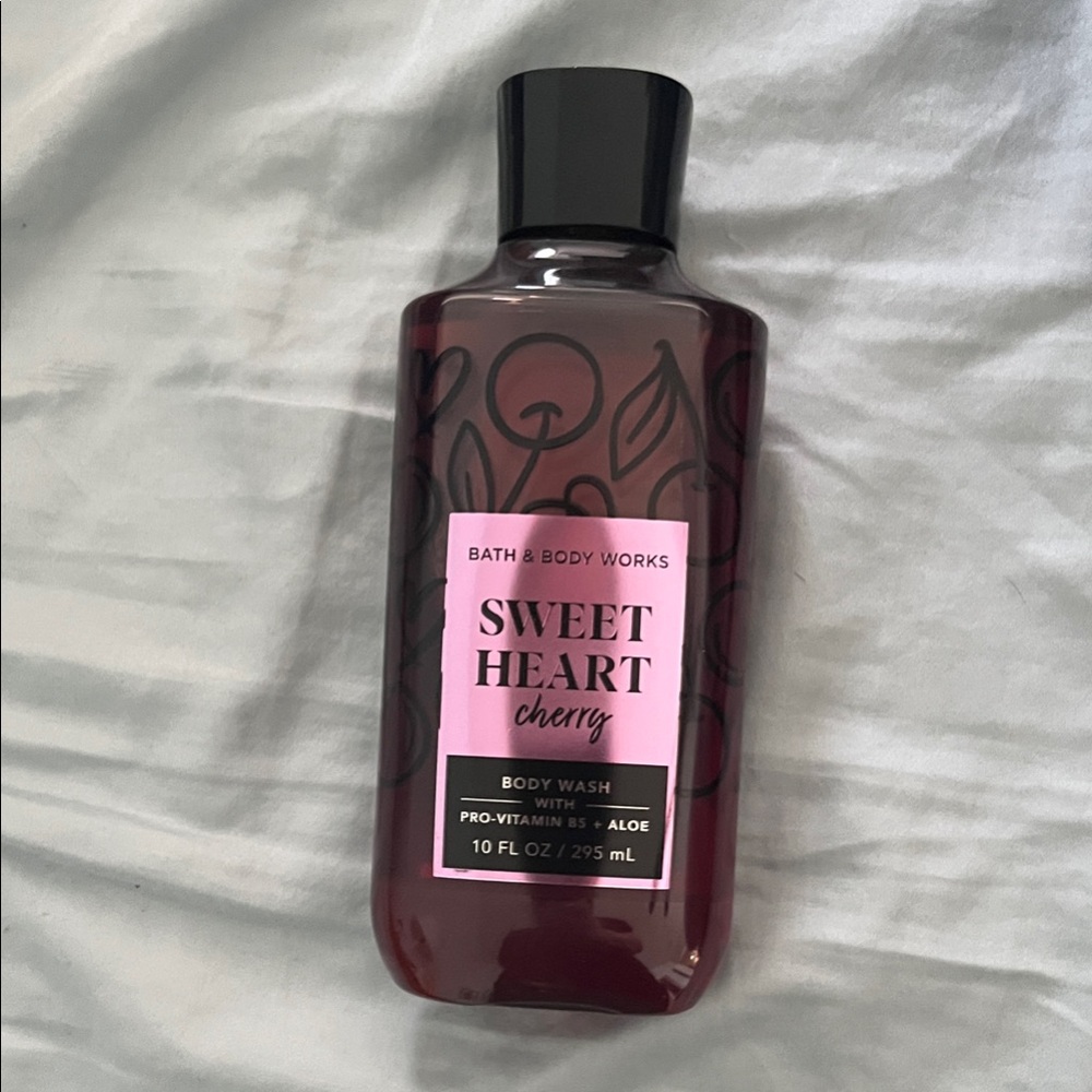 Bath & Body Works Sweet Heart Cherry Body Wash